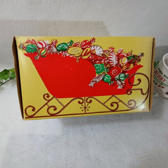 EUC: Vintage Milkis 1960s Red Christmas Sleigh Candy Holder w/ Original Box - Picture 5 of 11
